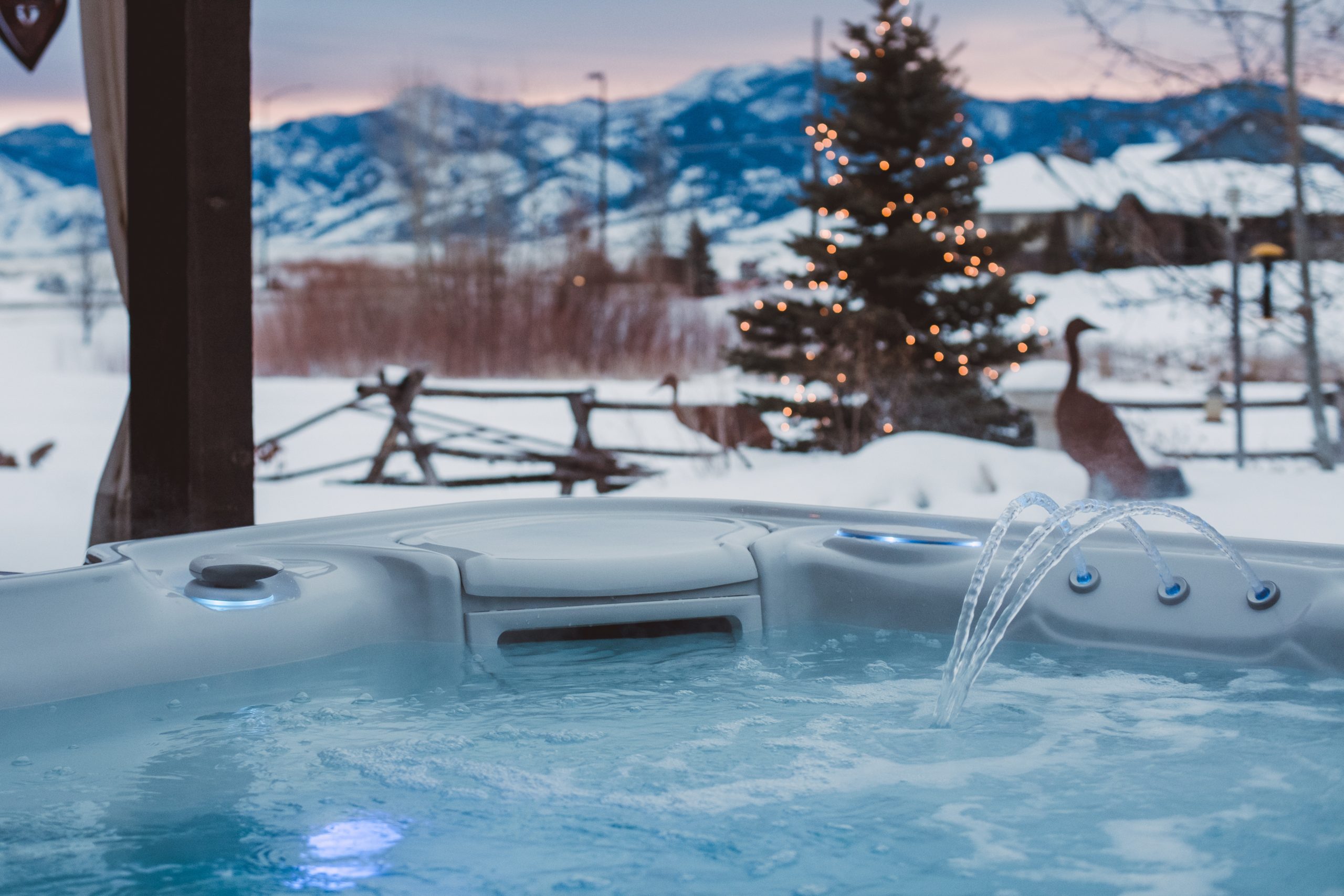 Have a Cozy, Merry Christmas With a New Hot Tub